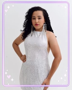 teen BIANCA BARNOZA