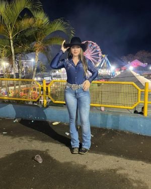 Ana Júlia Gonçalves