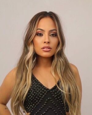 Karol Oliveira